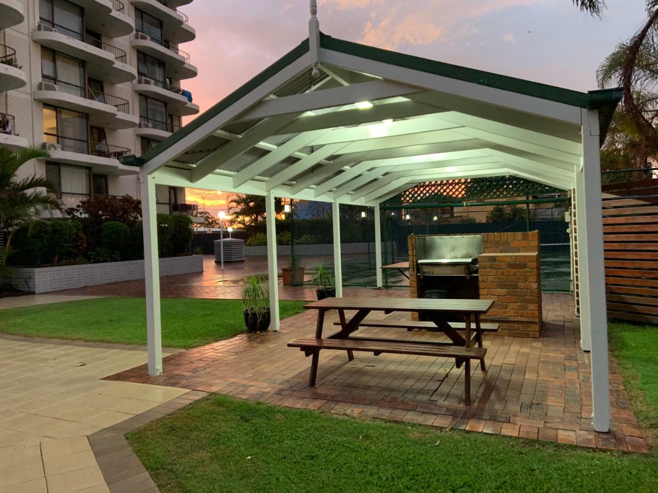 Burleigh Gardens North Hi-Rise Holiday Apartments Gold Coast Ngoại thất bức ảnh